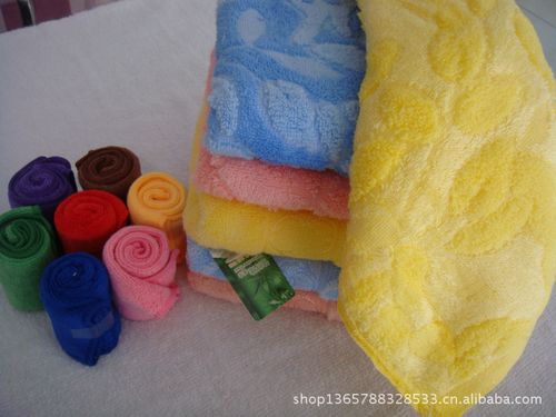 毛巾-纯棉方格断档毛巾-毛巾尽在阿里巴巴-保定金苗纺织品制造有限